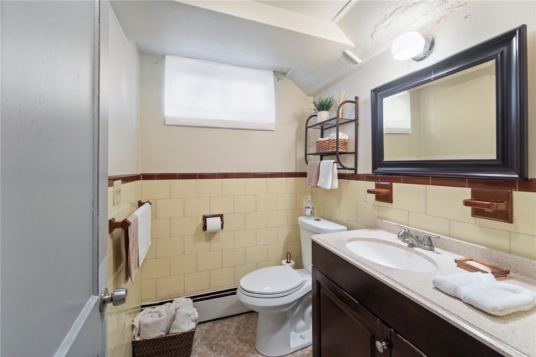 8 Arnold Drive Johnston, RI 02919 - Photo 10 of 16