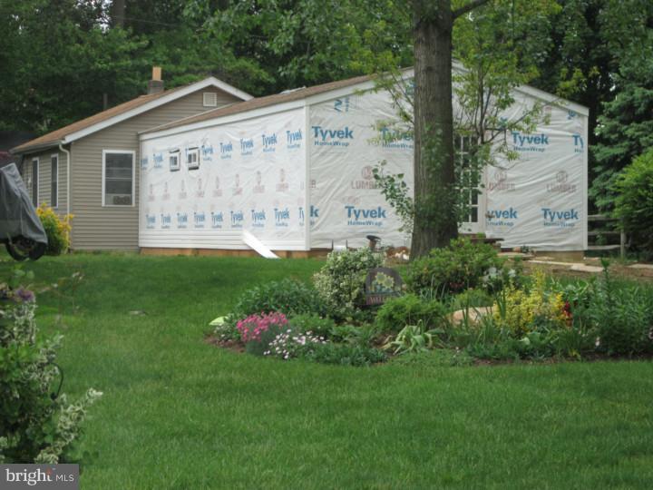 429 Ruth Avenue Aston, PA 19014 - Photo 1 of 11 Exterior