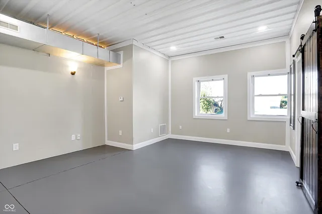 $2,150 | 940 West 1090 North, Fountaintown, IN 46130