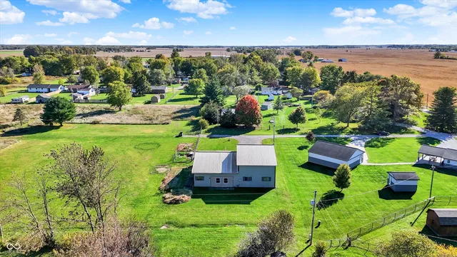 $2,150 | 940 West 1090 North, Fountaintown, IN 46130