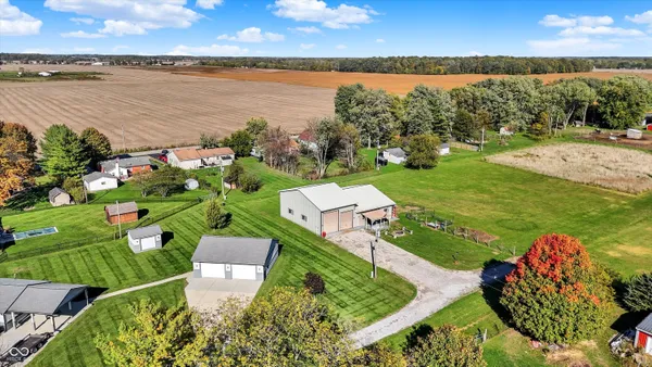 $2,150 | 940 West 1090 North, Fountaintown, IN 46130