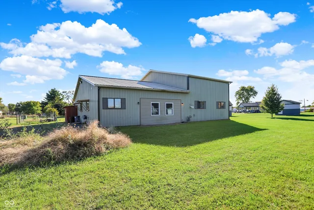 $2,150 | 940 West 1090 North, Fountaintown, IN 46130