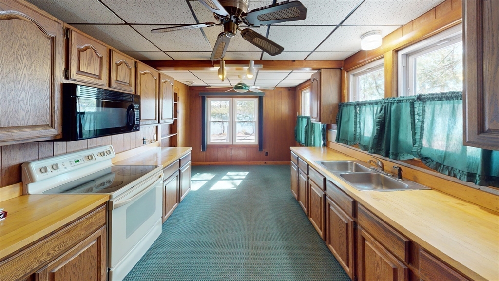 222 Snake Hill Road Ayer, MA 01432 - Photo 10 of 42 Gallery Image 10