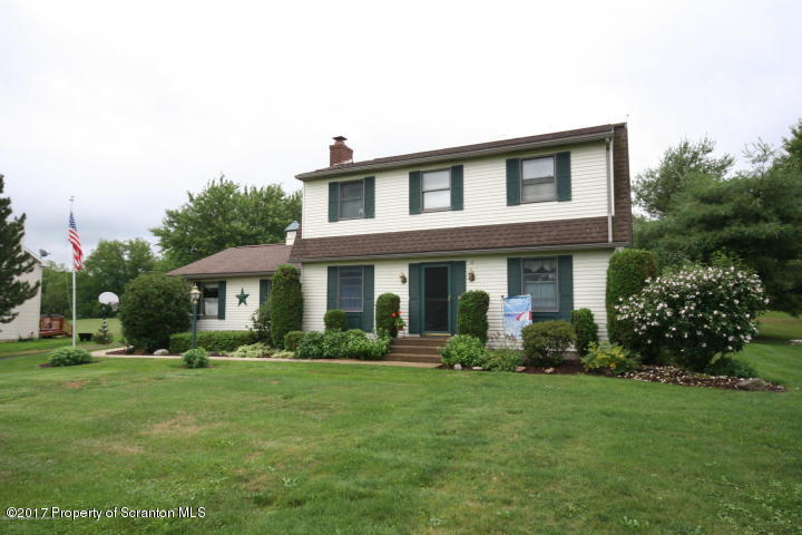 43 Grove Road Scott Township, PA 18447 - Photo 2 of 28 Gallery Image 2