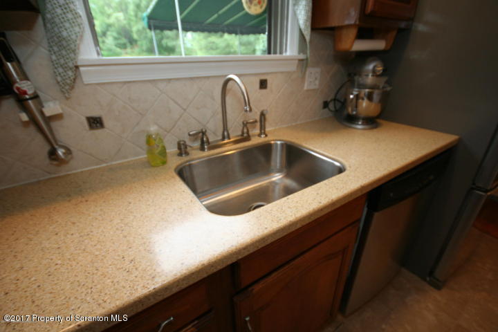 43 Grove Road Scott Township, PA 18447 - Photo 6 of 28 Gallery Image 6