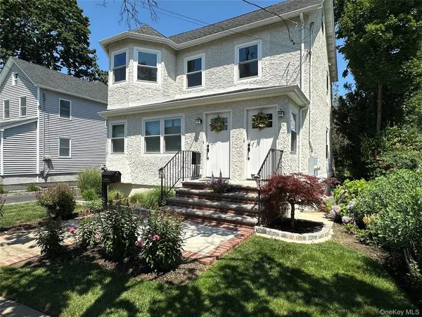 $4,500 | 11 Ohio Avenue, Port Washington, NY 11050