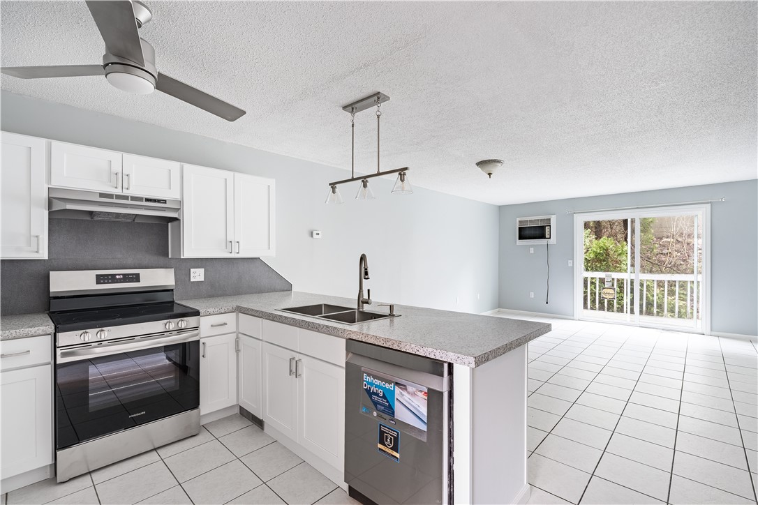 4 Smithfield Road, Unit 25 North Providence, RI 02904 - Photo 7 of 22