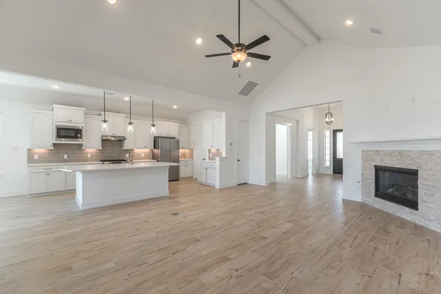 $3,450 | 9721 Roaring River Falls Lane, Porter, TX 77365