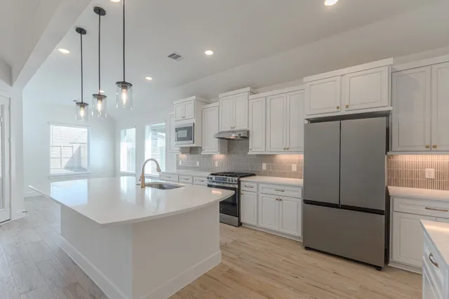 $3,450 | 9721 Roaring River Falls Lane, Porter, TX 77365