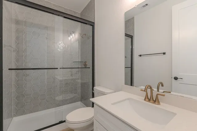 $3,450 | 9721 Roaring River Falls Lane, Porter, TX 77365