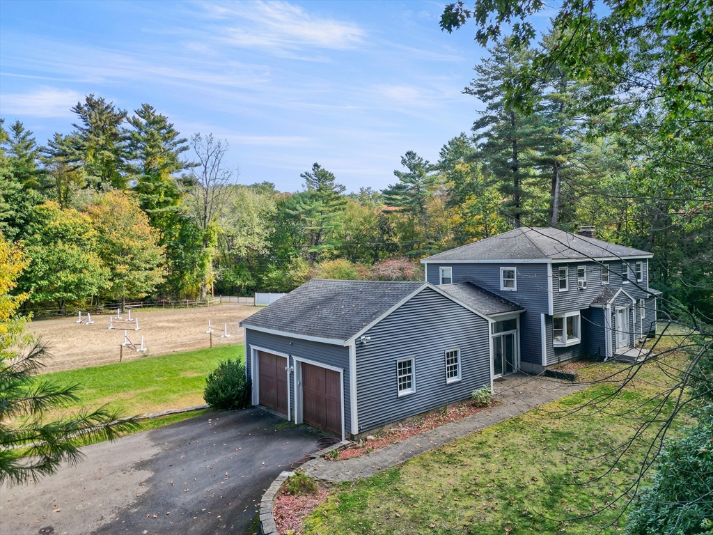 34 Roberts Road Boxford, MA 01921 - Photo 1 of 41