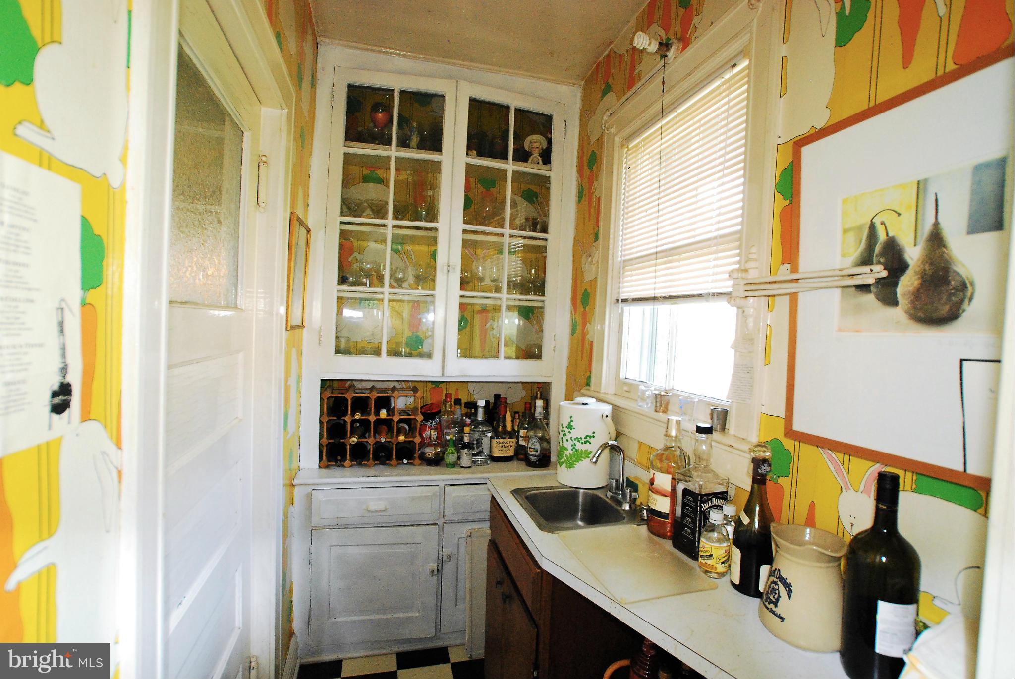 106 Elmhurst Road Baltimore, MD 21210 - Photo 13 of 30 Interior (General)