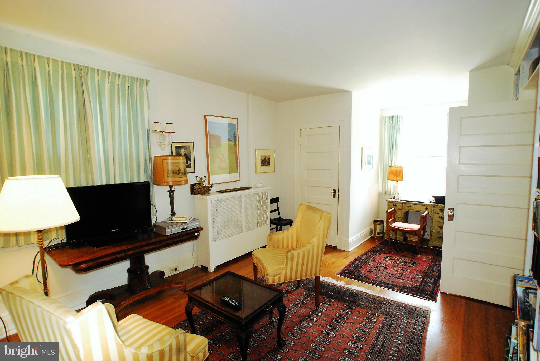 106 Elmhurst Road Baltimore, MD 21210 - Photo 23 of 30 Interior (General)