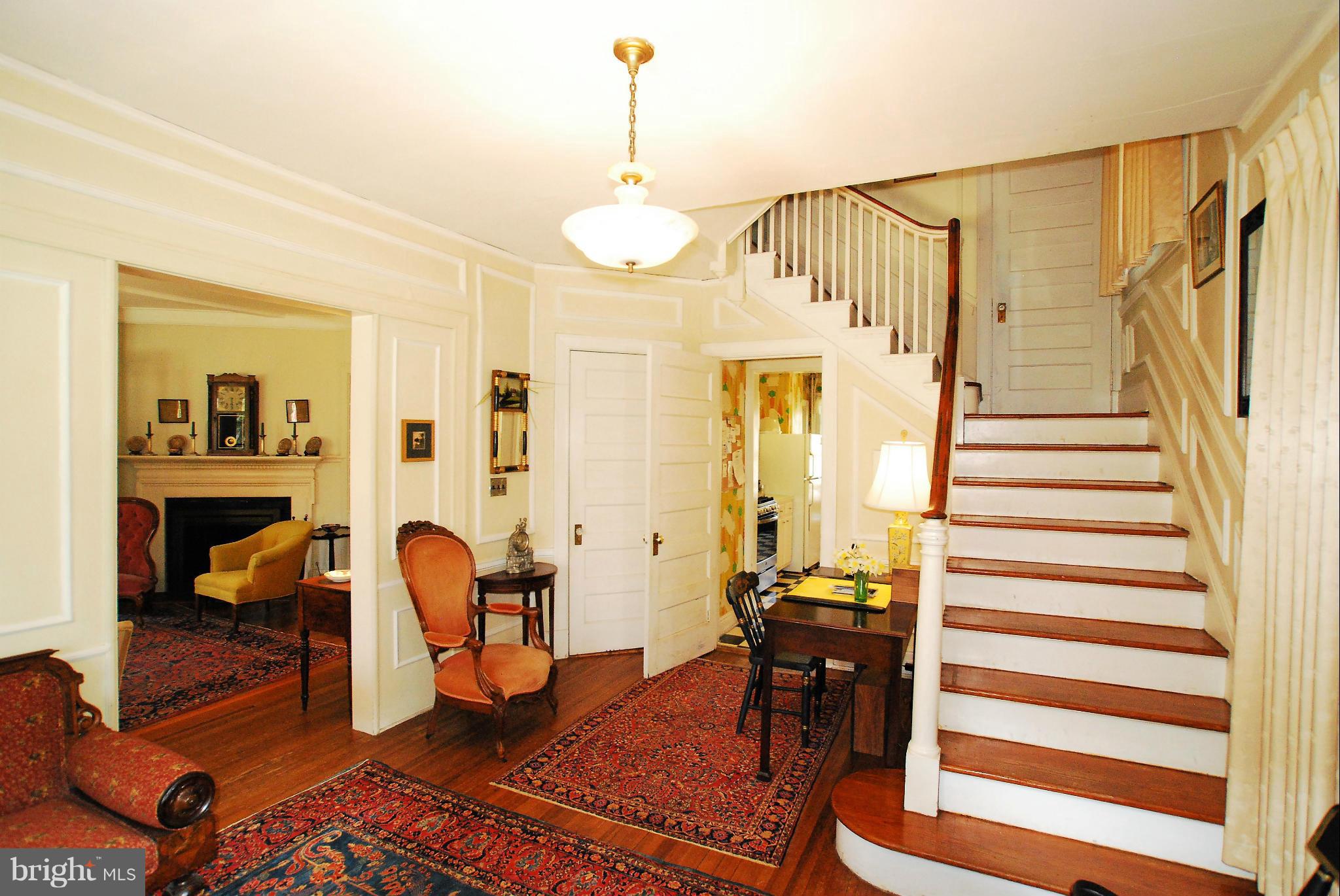 106 Elmhurst Road Baltimore, MD 21210 - Photo 4 of 30 Interior (General)