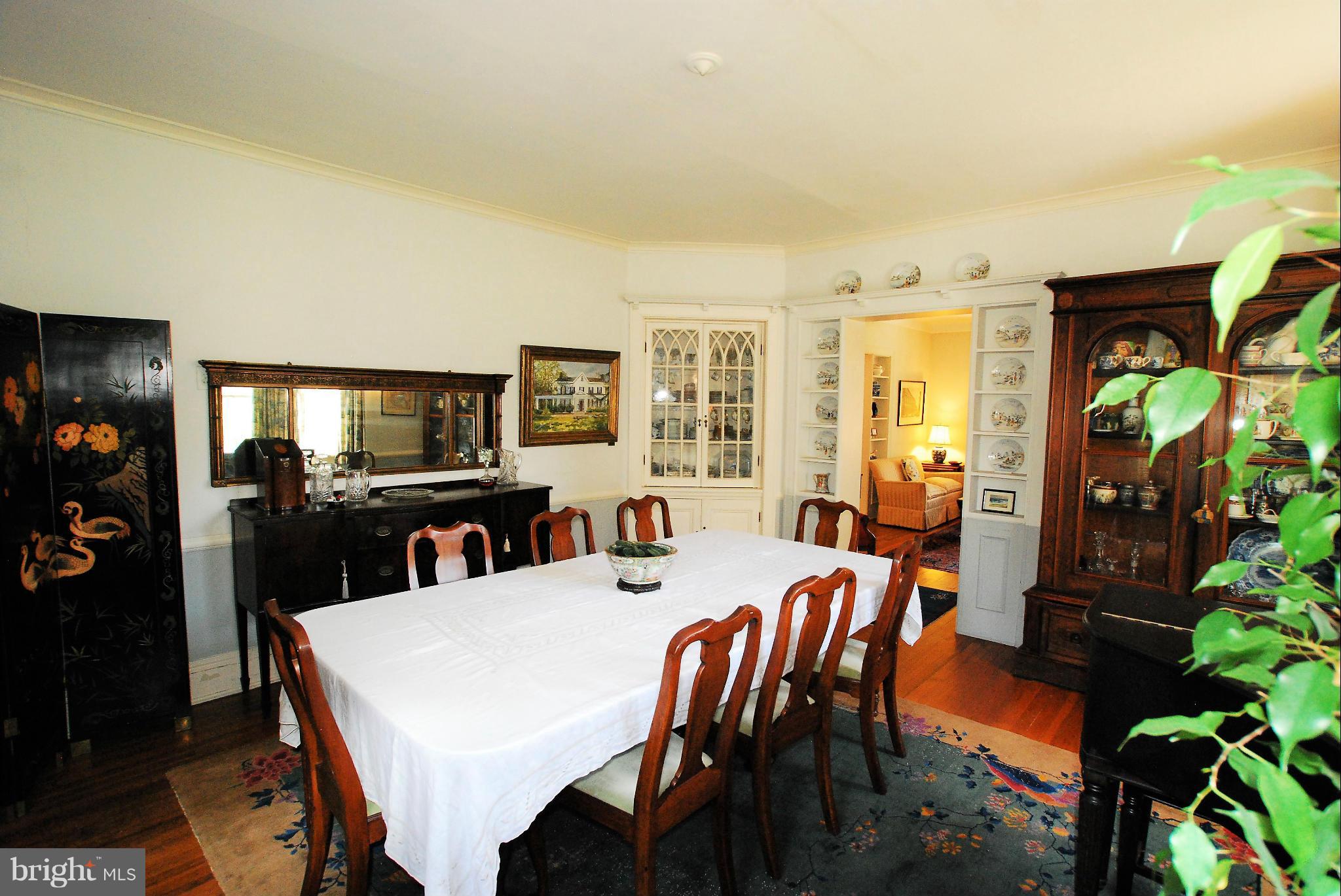 106 Elmhurst Road Baltimore, MD 21210 - Photo 9 of 30 Dining Room