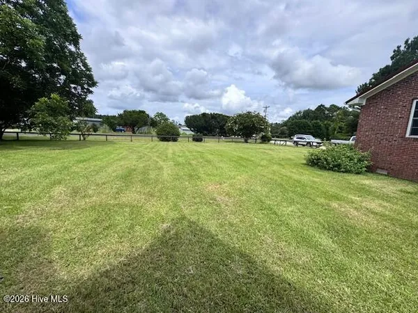 $1,995 | 991 Hardesty Loop Road, Newport, NC 28570