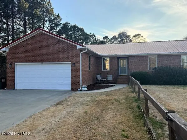 $1,995 | 991 Hardesty Loop Road, Newport, NC 28570