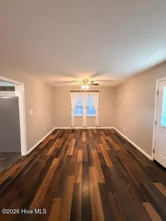 $1,995 | 991 Hardesty Loop Road, Newport, NC 28570