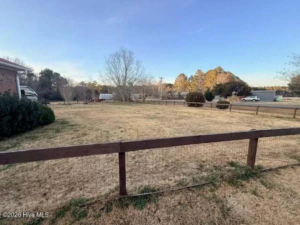 $1,995 | 991 Hardesty Loop Road, Newport, NC 28570