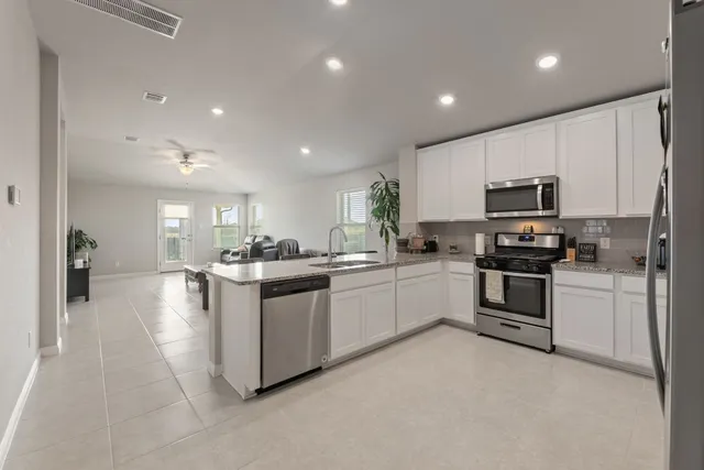 $330,000 | 12303 Caldera Way, Manor, TX 78653