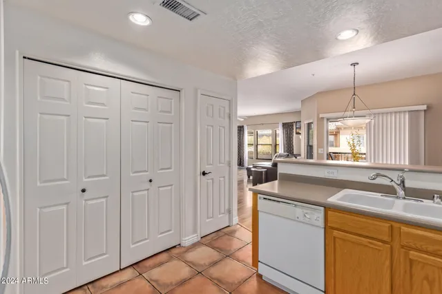 $5,500 | 19700 North 76th Street, Unit 2036, Scottsdale, AZ 85255