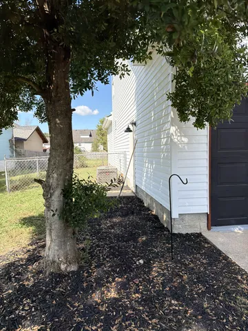 $379,998 | 1203 Sweetwater Place, La Vergne, TN 37086