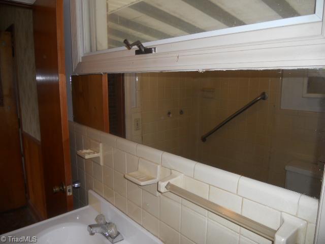 2630 Staley Store Road Liberty, NC 27298 - Photo 12 of 14 Gallery Image 12
