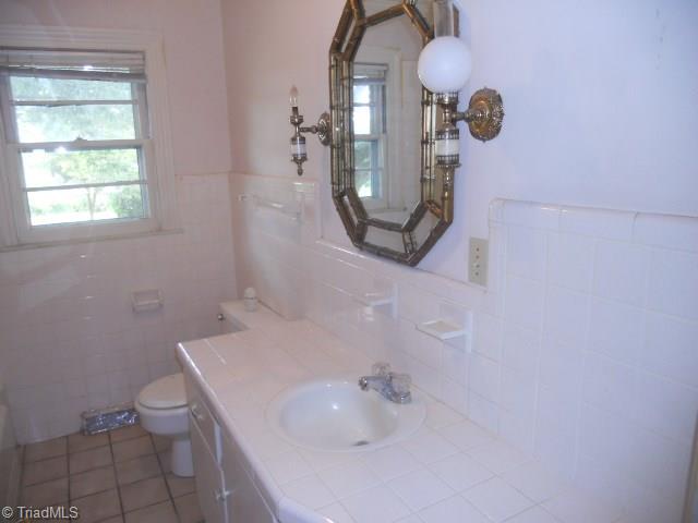 2630 Staley Store Road Liberty, NC 27298 - Photo 9 of 14 Gallery Image 9