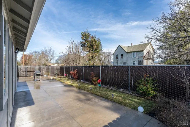 $799,000 | 1407 Brothers Lane, Willits, CA 95490