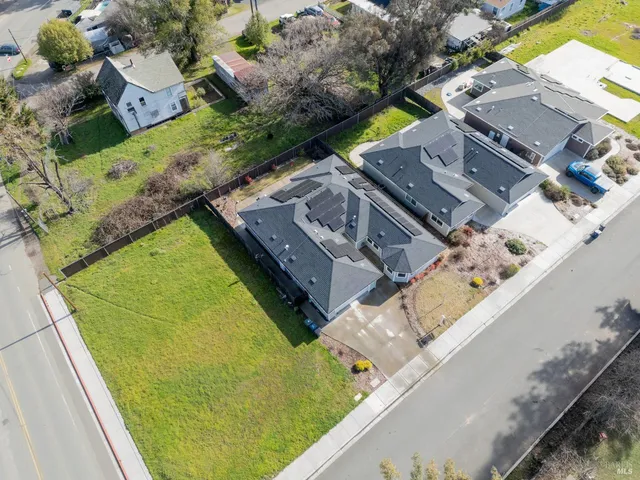 $799,000 | 1407 Brothers Lane, Willits, CA 95490