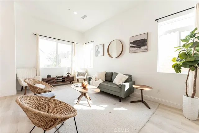 $1,749,000 | 5743 Chesley Avenue, Los Angeles, CA 90043