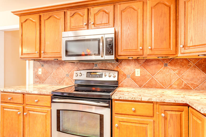 1441 Wineberry Road Powell, TN 37849 - Photo 14 of 40 014160802-2-1441WineberryRdPowellTN-SMAL