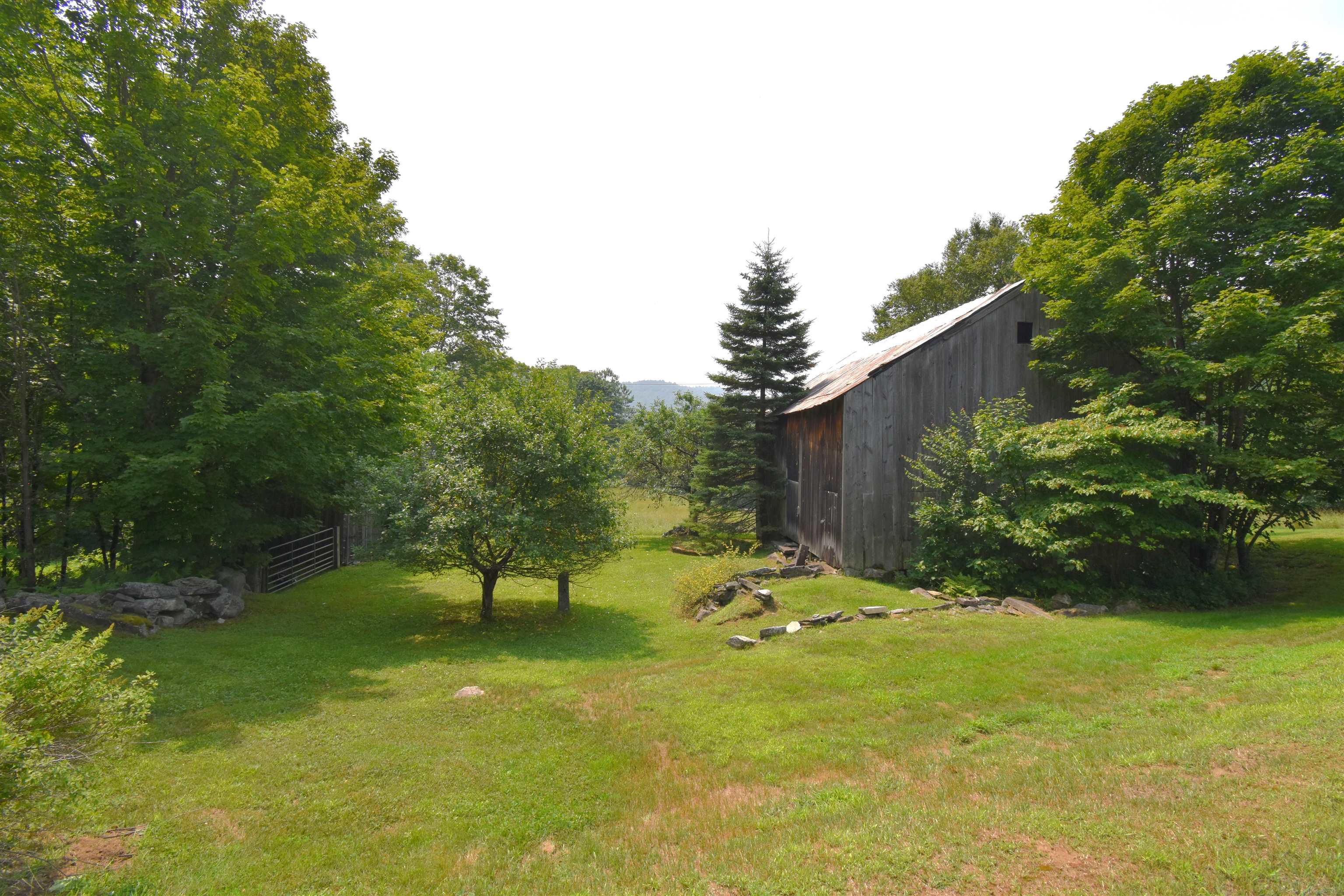 160 Parshley Road Vershire, VT 05083 - Photo 36 of 48