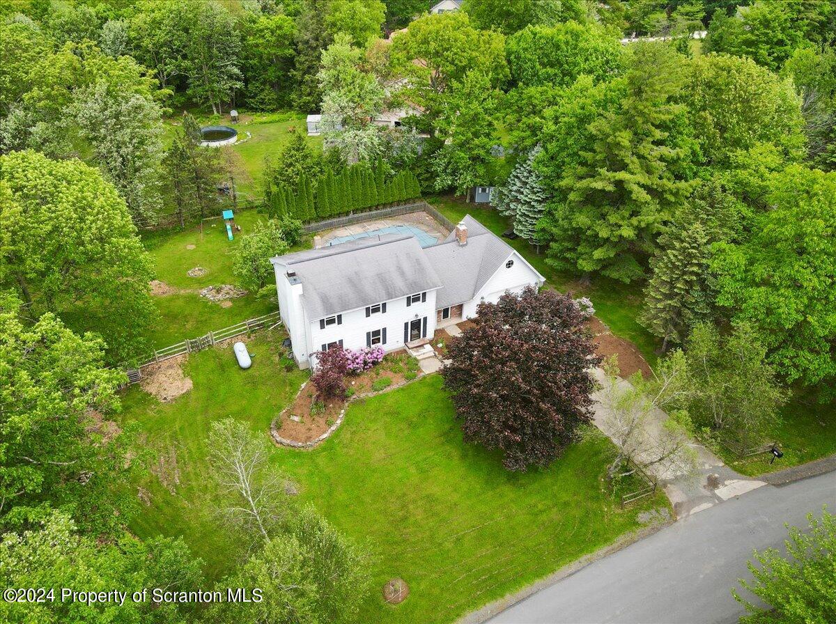 790 Willard Road Lake Ariel, PA 18436 - Photo 2 of 54