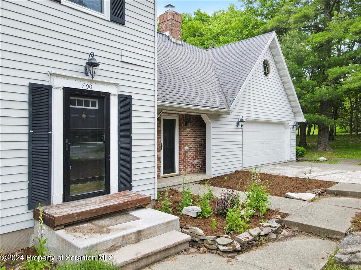 790 Willard Road Lake Ariel, PA 18436 - Photo 7 of 54