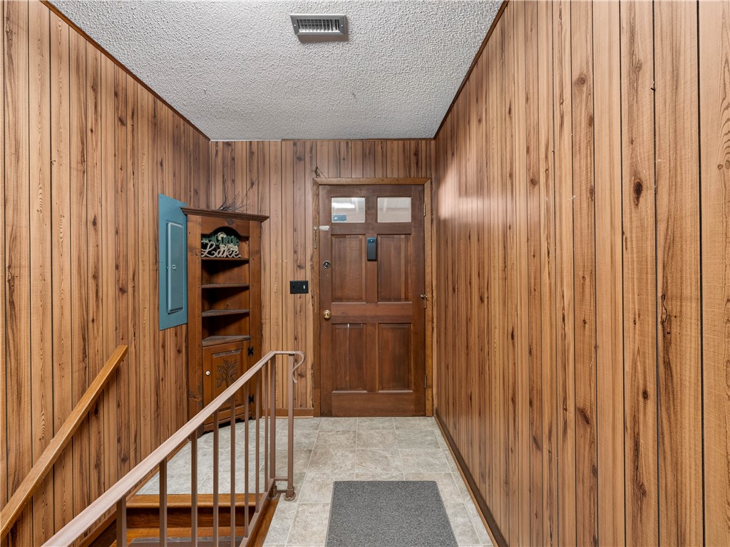 160 Ricks Road Fair Play, SC 29643 - Photo 6 of 42 Gallery Image 6