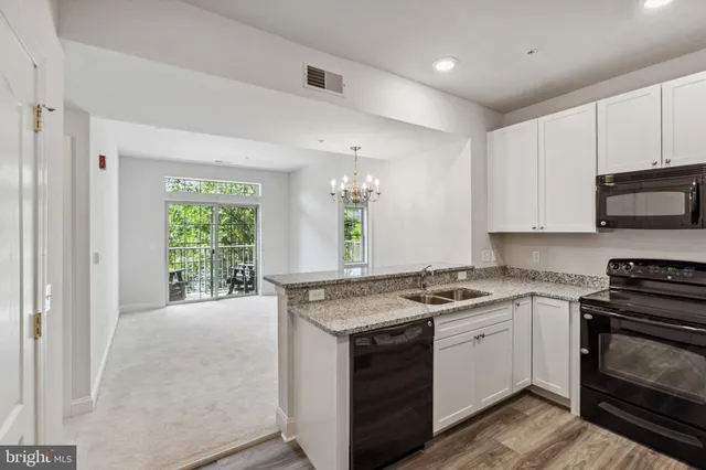 $190,000 | 3000 Fountainview Circle, Unit 3311, Newark, DE 19713