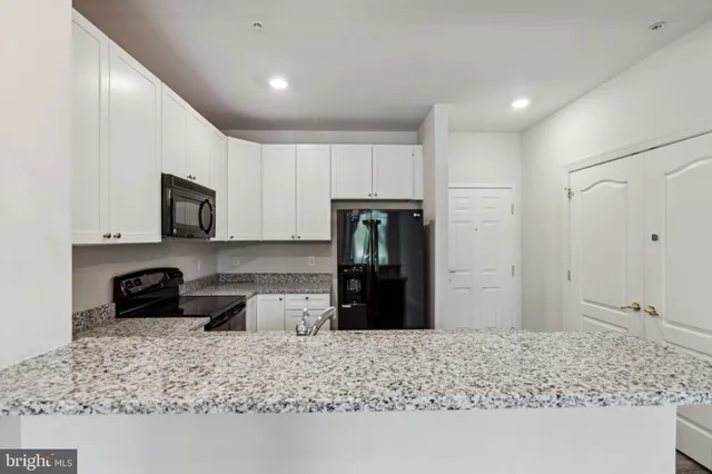 $190,000 | 3000 Fountainview Circle, Unit 3311, Newark, DE 19713