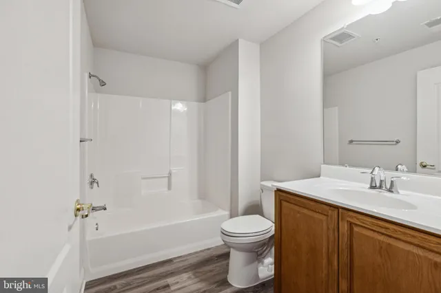 $190,000 | 3000 Fountainview Circle, Unit 3311, Newark, DE 19713