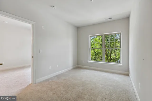 $190,000 | 3000 Fountainview Circle, Unit 3311, Newark, DE 19713