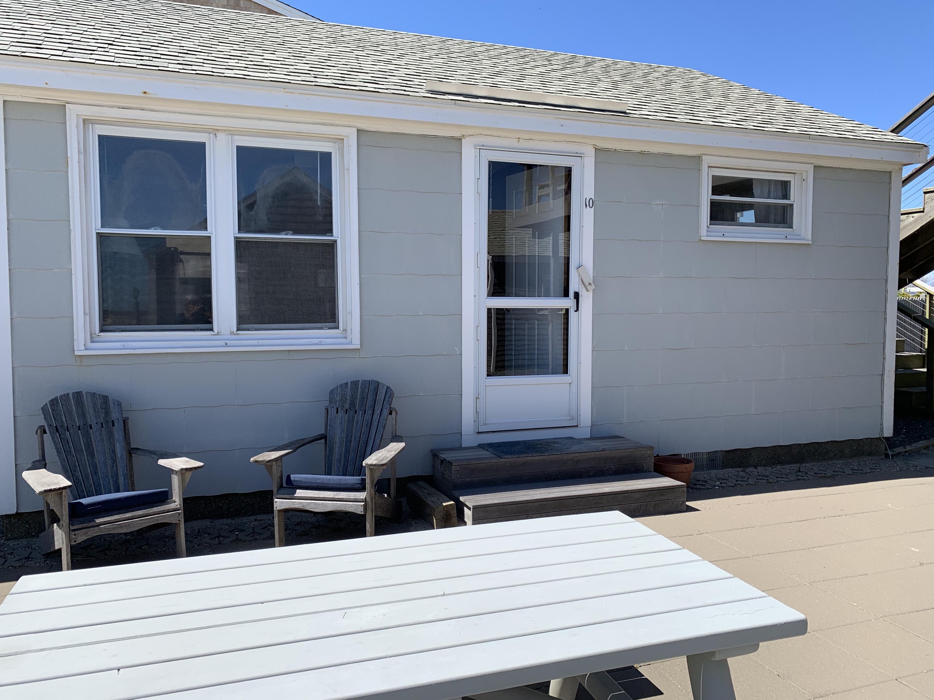 566 Shore Road, Unit 10 Truro, MA 02666 - Photo 2 of 32 mmsI67GsQqe6ulXlw3r9Bw