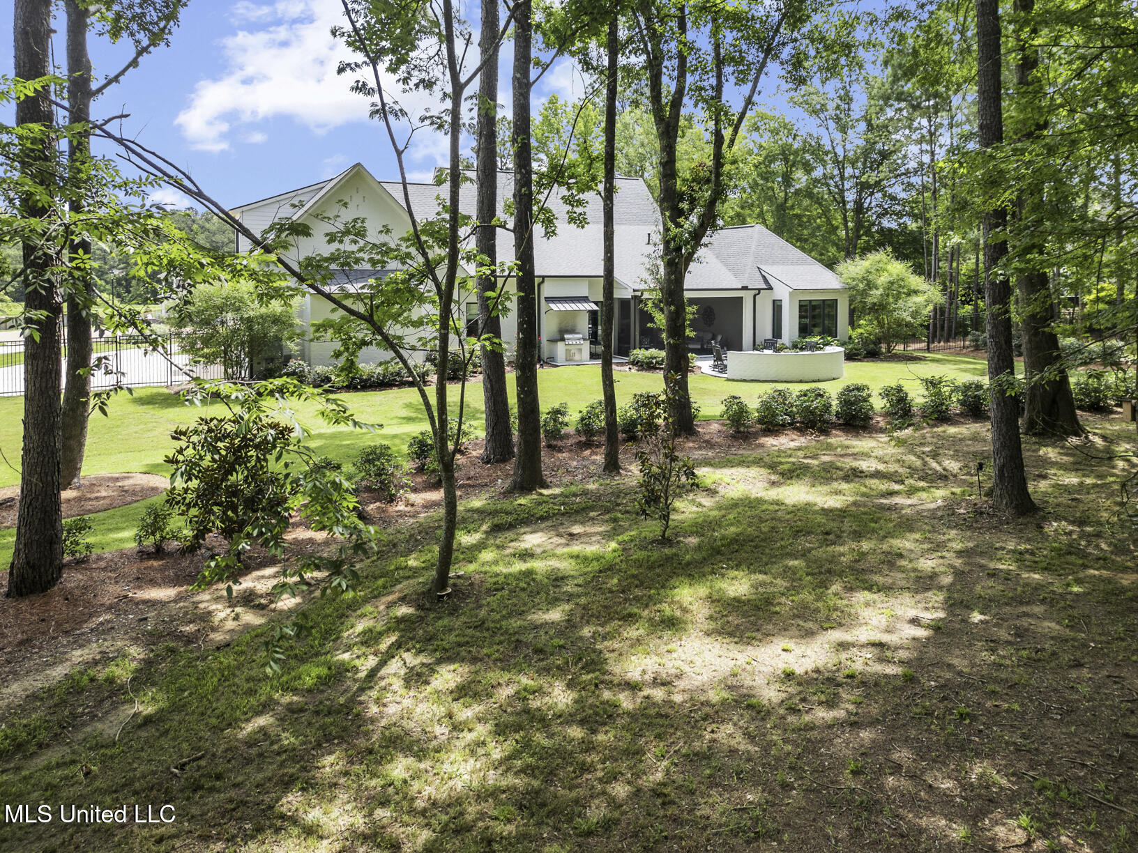 502 Cypress Cove Ridgeland, MS 39157 - Photo 33 of 40 502 Cypress Cv Drone-20