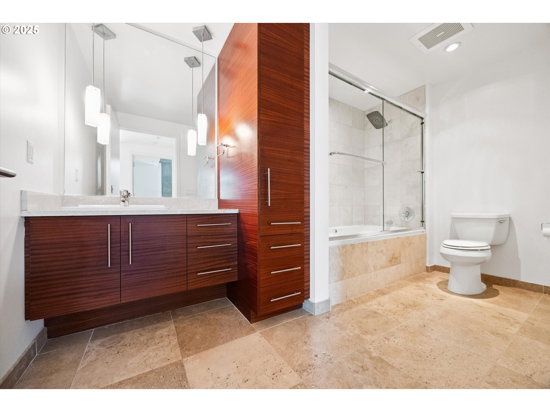 1830 Northwest Riverscape Street, Unit 405 Portland, OR 97209 - Photo 26 of 45 Bedroom