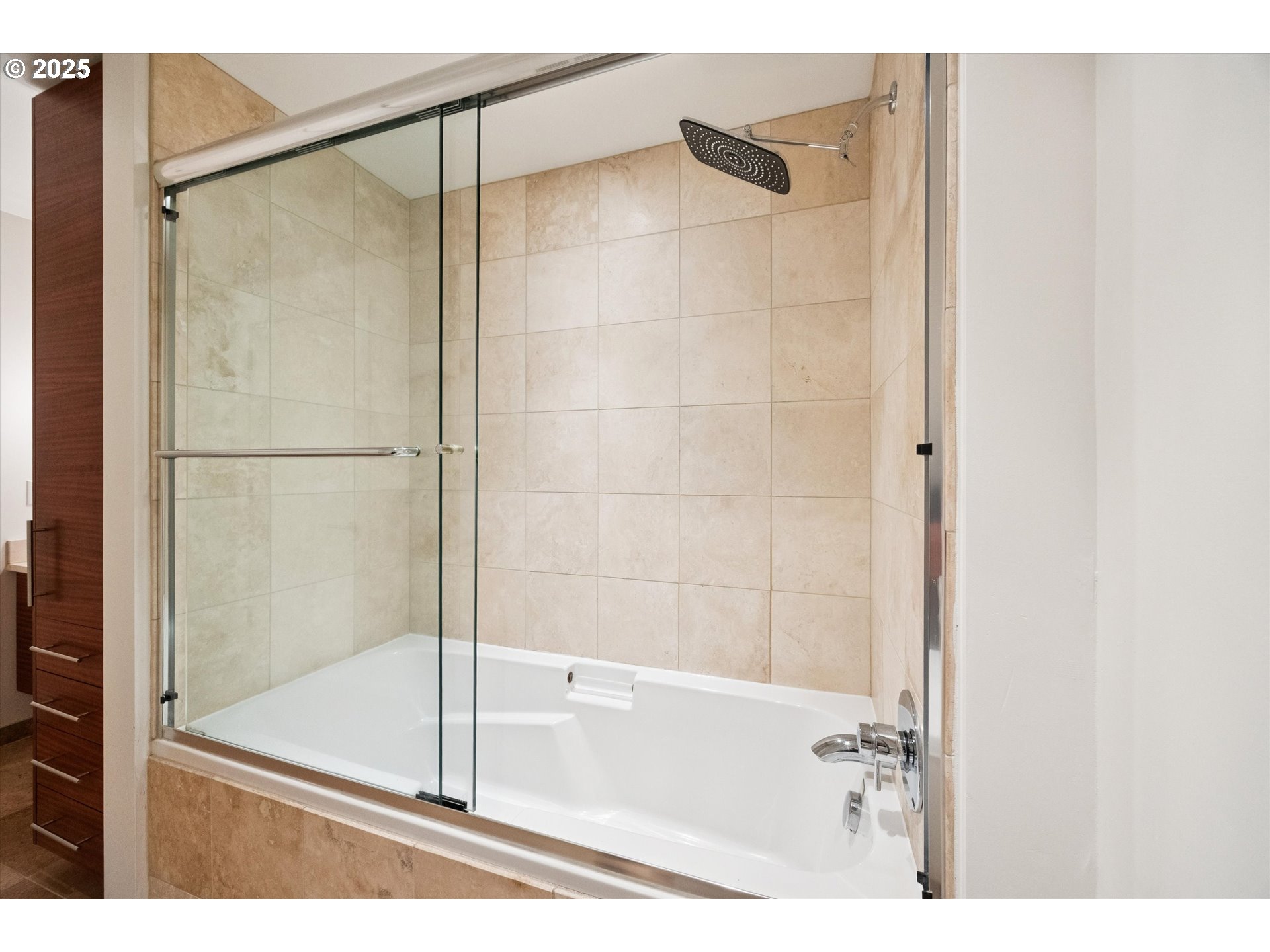 1830 Northwest Riverscape Street, Unit 405 Portland, OR 97209 - Photo 28 of 45