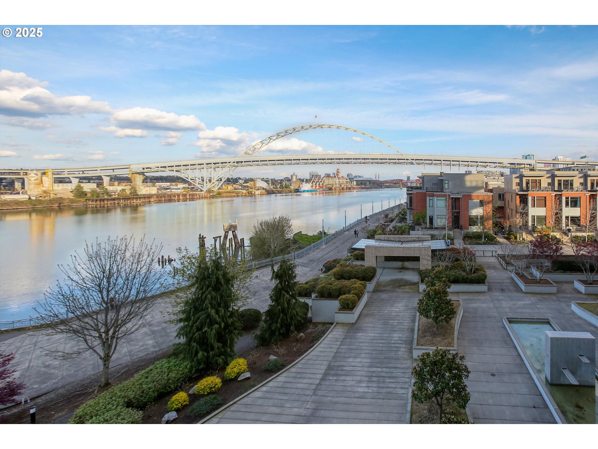 1830 Northwest Riverscape Street, Unit 405 Portland, OR 97209 - Photo 37 of 45 Community Amenities