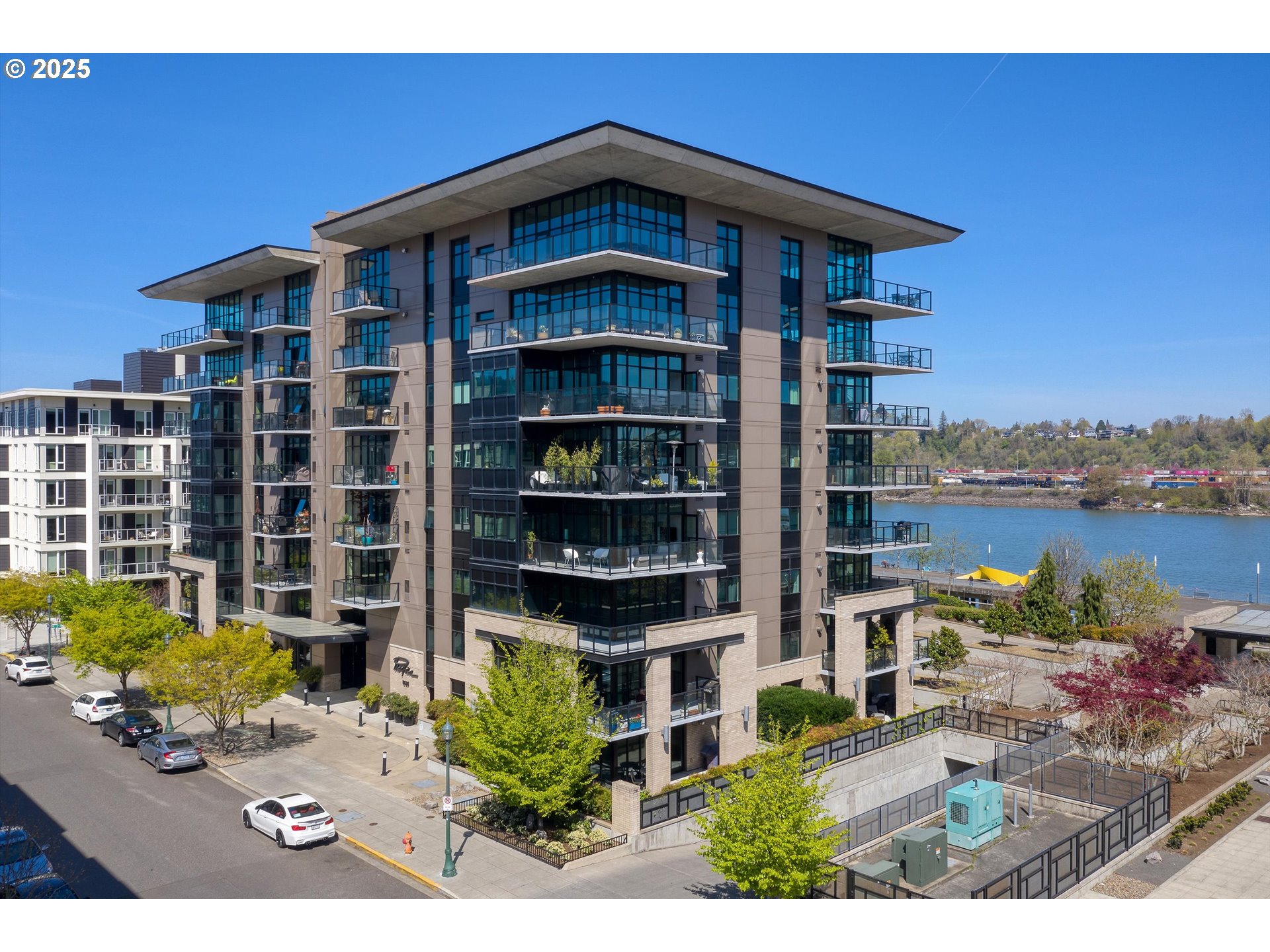 1830 Northwest Riverscape Street, Unit 405 Portland, OR 97209 - Photo 41 of 45