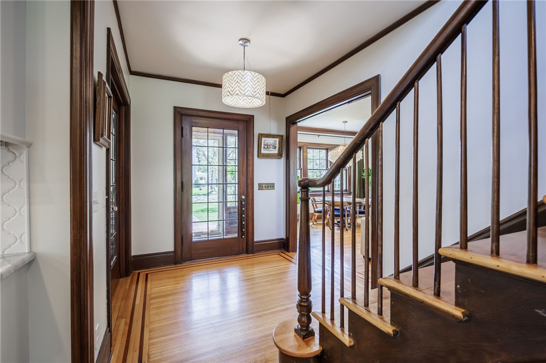 75 Southern Parkway Rochester, NY 14618 - Photo 4 of 46