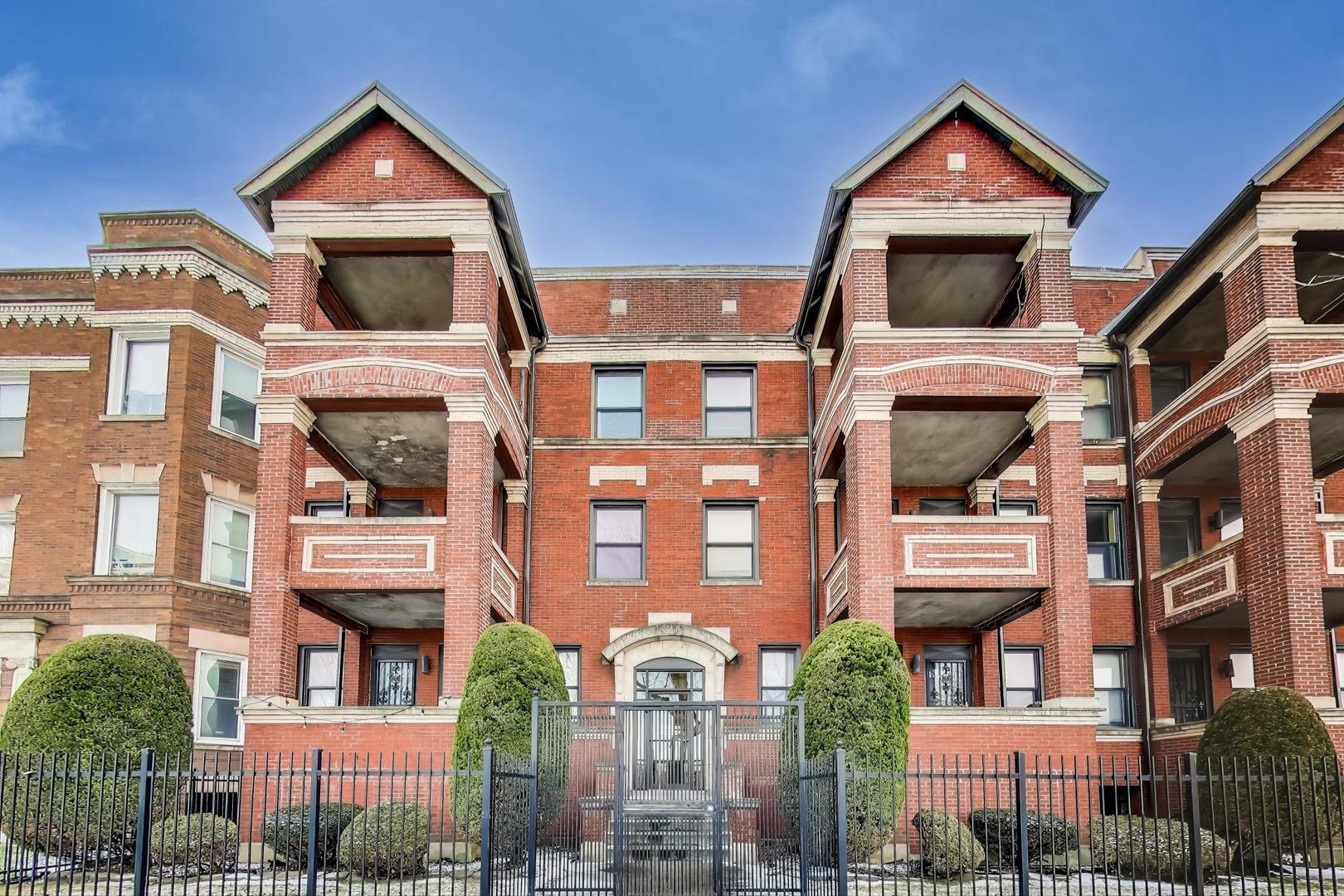 1507 East 65th Street, Unit 1 Chicago, IL 60637 - Photo 1 of 22