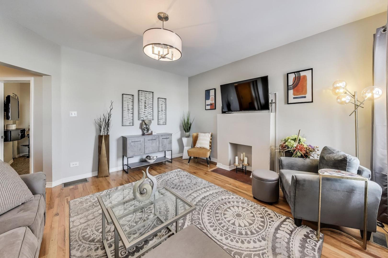 1507 East 65th Street, Unit 1 Chicago, IL 60637 - Photo 4 of 22