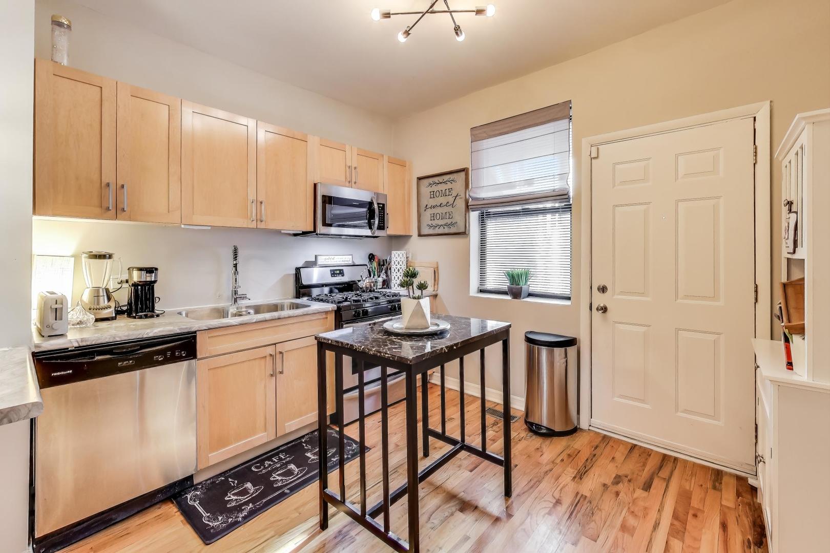 1507 East 65th Street, Unit 1 Chicago, IL 60637 - Photo 9 of 22